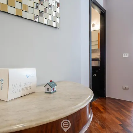 Charm In Via Abba Apartment